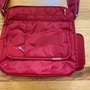 Frommers by Lug Wings Day Travel Bag Messenger Crossbody Bag Multi Pocket Red